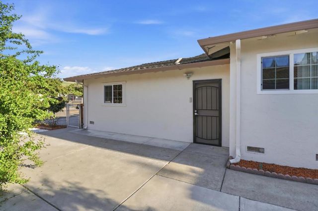 395 Fanyon Street, Milpitas, CA 95035