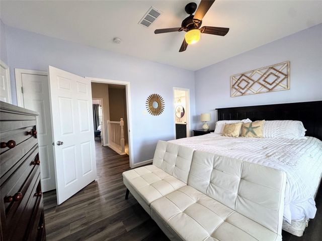 12930 Buccaneer Parkway, Freeport, TX 77541