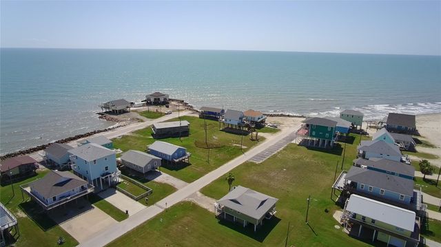 12930 Buccaneer Parkway, Freeport, TX 77541