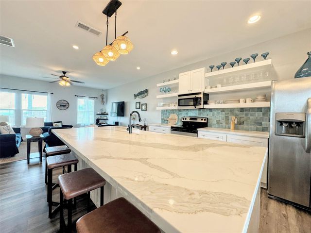 12930 Buccaneer Parkway, Freeport, TX 77541