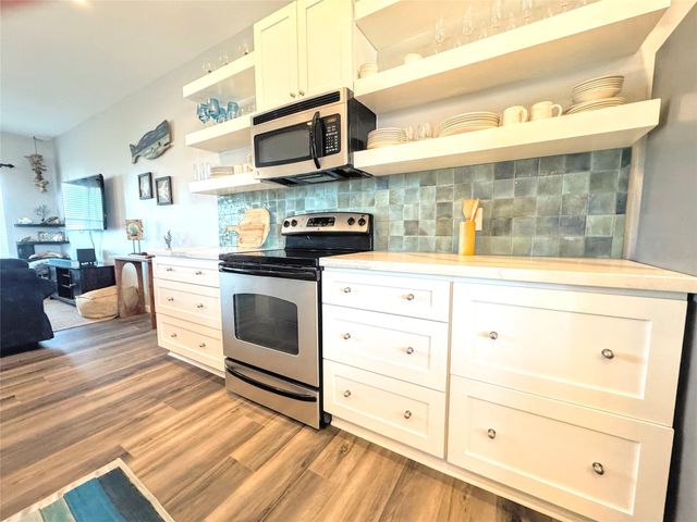 12930 Buccaneer Parkway, Freeport, TX 77541