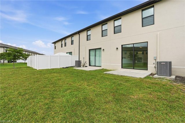 14200 Oviedo PL, Fort Myers, FL 33905