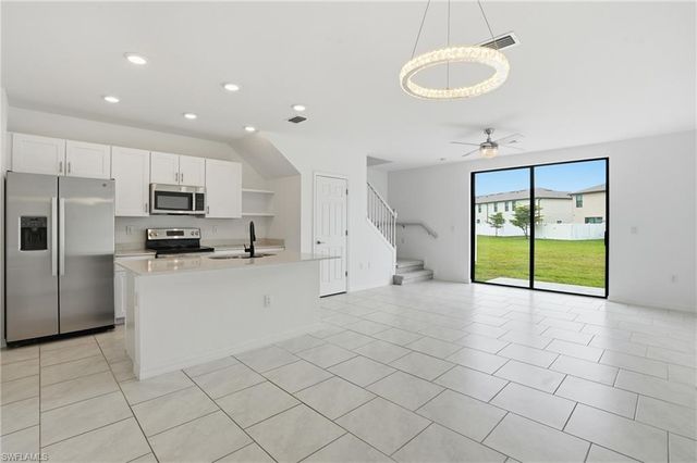 14200 Oviedo PL, Fort Myers, FL 33905