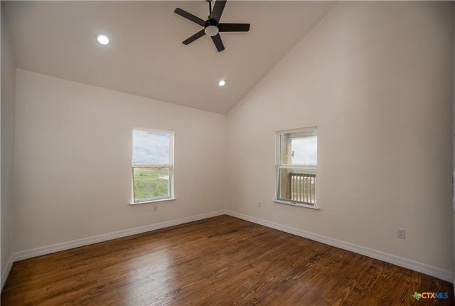 177 Powderhorn Lane, Port Lavaca, TX 77979