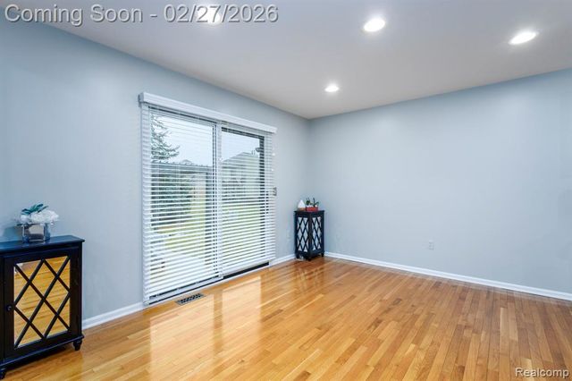 43524 Austin Drive, Sterling Heights, MI 48314