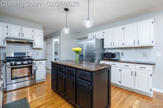 43524 Austin Drive, Sterling Heights, MI 48314