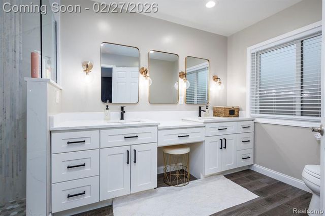 43524 Austin Drive, Sterling Heights, MI 48314