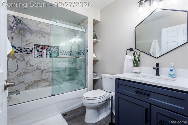 43524 Austin Drive, Sterling Heights, MI 48314