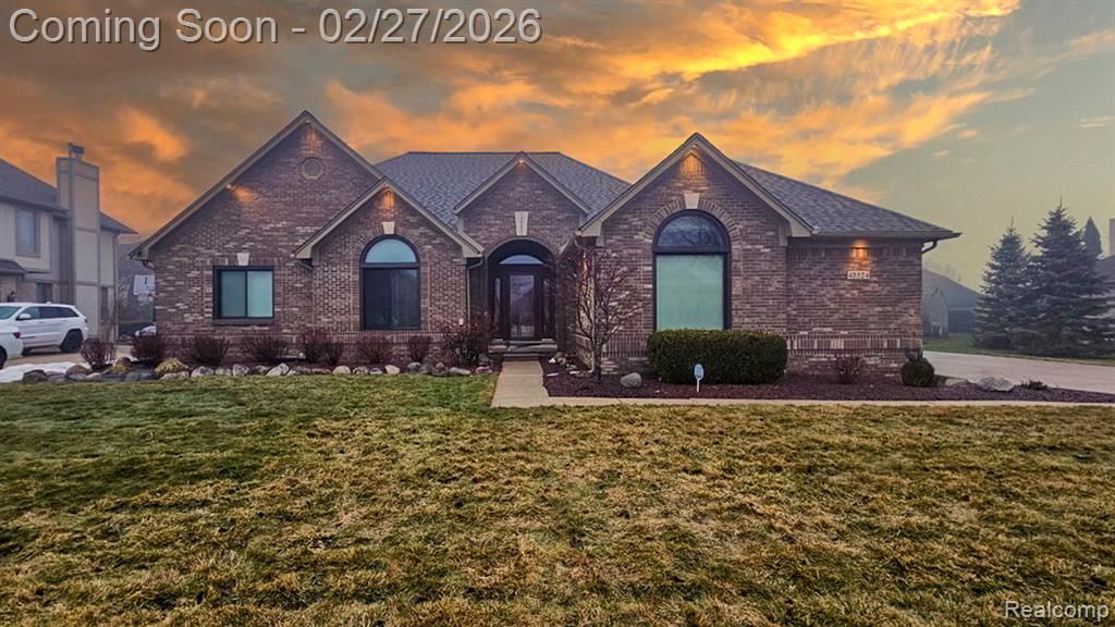 43524 Austin Drive, Sterling Heights, MI 48314
