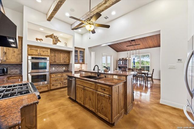 230 Dry Bear, New Braunfels, TX 78132