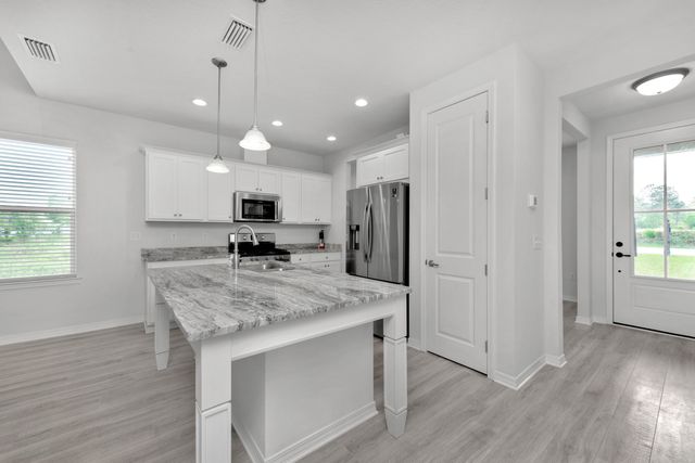303 Key Lime Place, Crestview, FL 32536