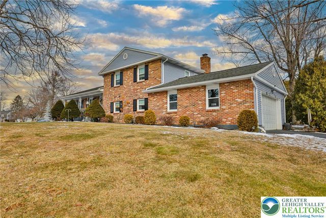 3705 Gloucester Drive, Bethlehem City, PA 18020