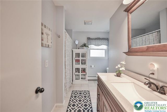 3705 Gloucester Drive, Bethlehem City, PA 18020