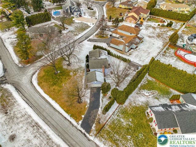 3705 Gloucester Drive, Bethlehem City, PA 18020