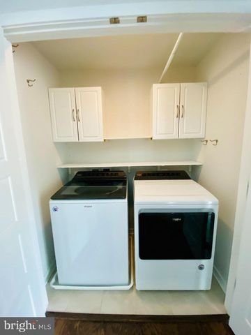 6261 EDSALL RD, Alexandria, VA 22312