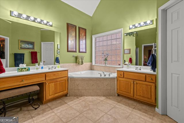 4051 Golfview Court, Villa Rica, GA 30180