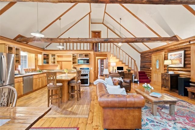 7697 SE Willock Road, Olalla, WA 98359