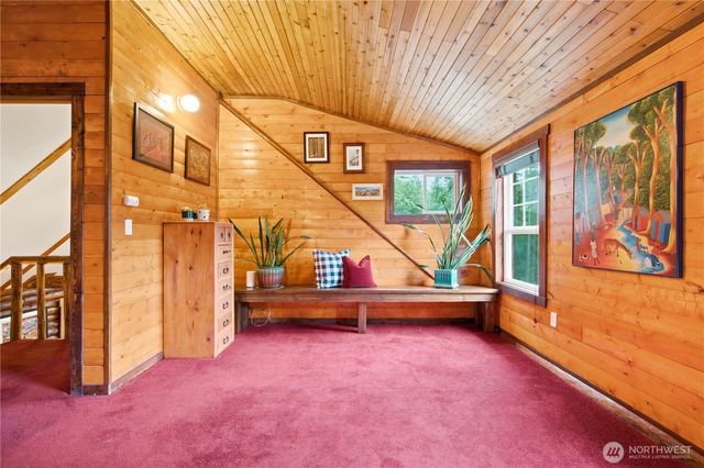 7697 SE Willock Road, Olalla, WA 98359