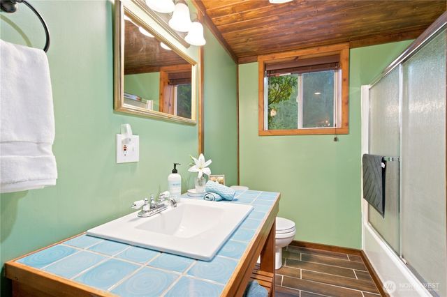 7697 SE Willock Road, Olalla, WA 98359