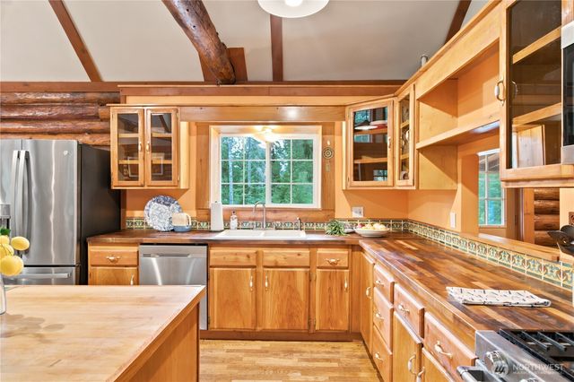 7697 SE Willock Road, Olalla, WA 98359