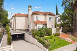 102 Harkness Avenue 8, Pasadena, CA 91106