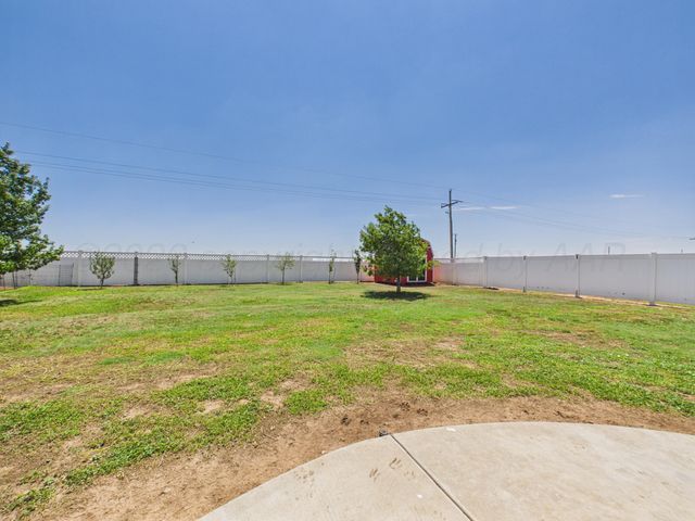 9151 Bridle Trails Drive, Amarillo, TX 79119