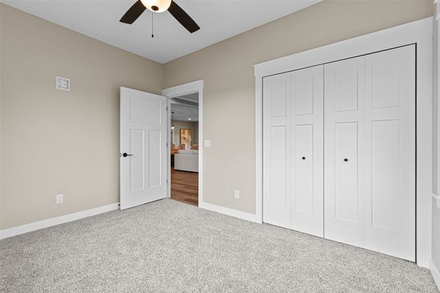 250 Howard, Swisher, IA 52333