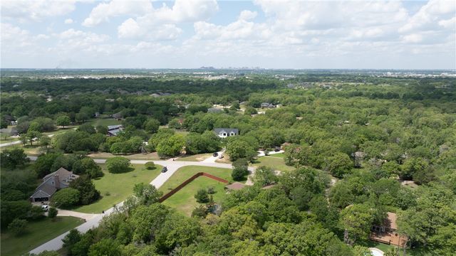 2409 Faulkner Drive, College Station, TX 77845