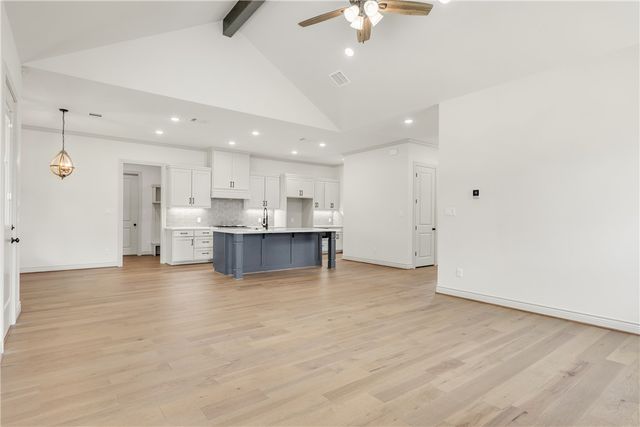 2409 Faulkner Drive, College Station, TX 77845