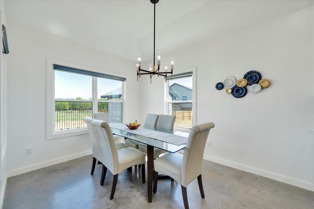 1611 Johnson ST, Marble Falls, TX 78654