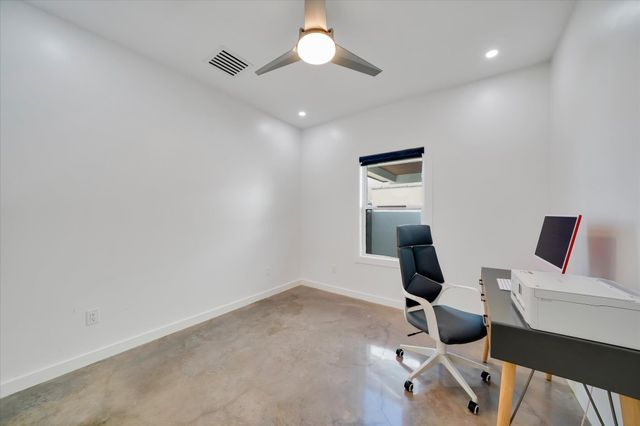 1611 Johnson ST, Marble Falls, TX 78654