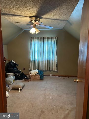 333 WILBUR HENRY DR, Florence, NJ 08518