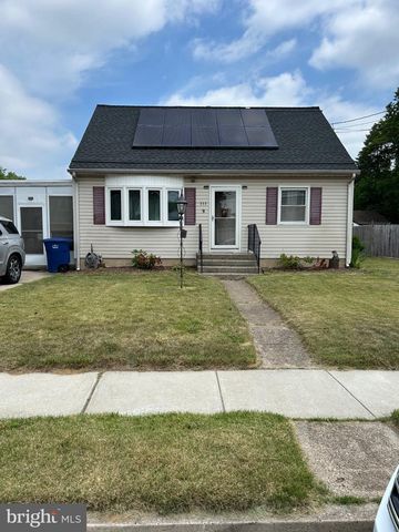 333 WILBUR HENRY DR, Florence, NJ 08518
