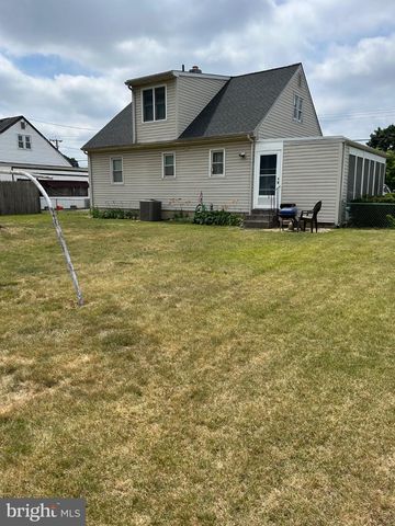 333 WILBUR HENRY DR, Florence, NJ 08518