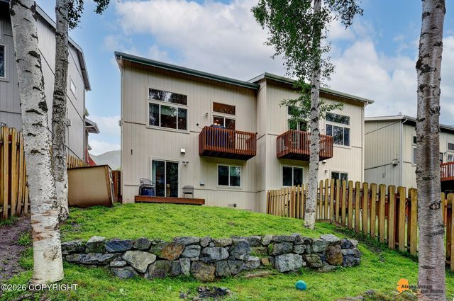 20560 Icefall Drive, Eagle River, AK 99577