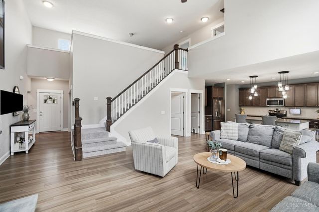 8007 Acorn Trail, Hamilton Twp, OH 45039