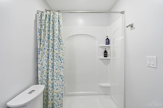 8007 Acorn Trail, Hamilton Twp, OH 45039