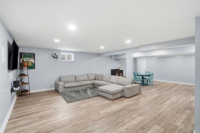 8007 Acorn Trail, Hamilton Twp, OH 45039