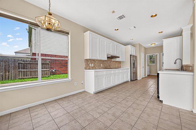 12330 Shadow Green Drive, Houston, TX 77082
