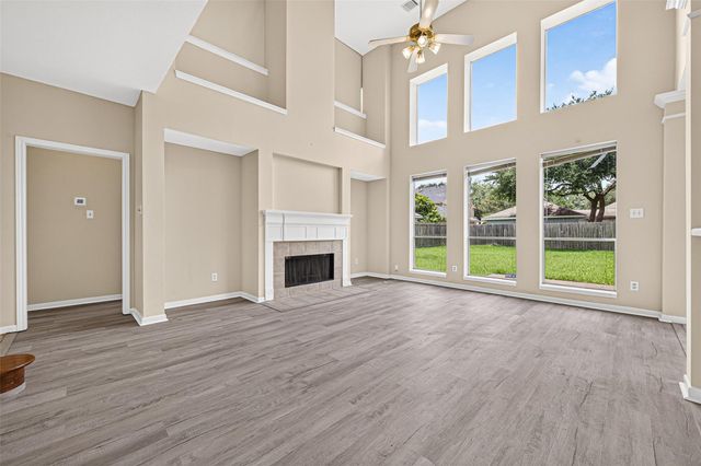 12330 Shadow Green Drive, Houston, TX 77082