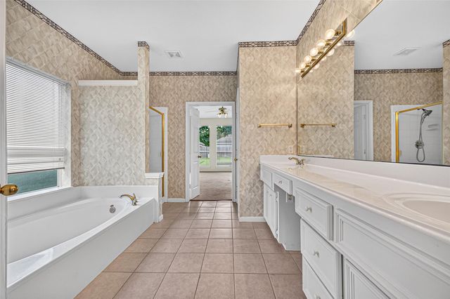 12330 Shadow Green Drive, Houston, TX 77082