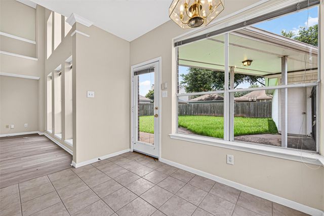 12330 Shadow Green Drive, Houston, TX 77082