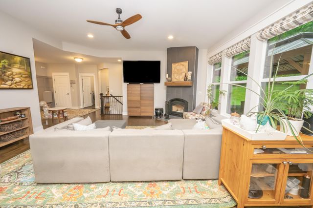 2655 Longbranch Road, Union, KY 41091
