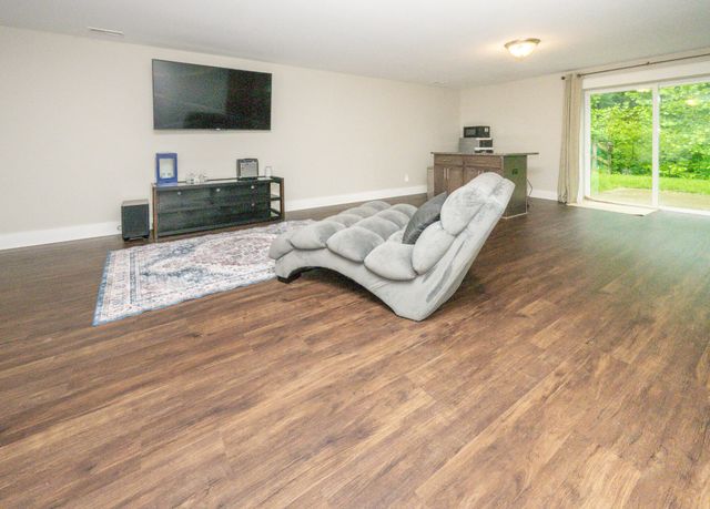 2655 Longbranch Road, Union, KY 41091