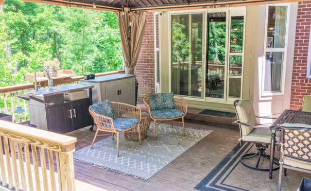 2655 Longbranch Road, Union, KY 41091