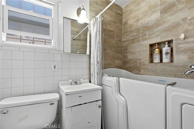 3905 Marine View, San Diego, CA 92113