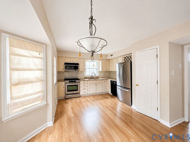 13141 Middle Ridge Way, Richmond, VA 23233