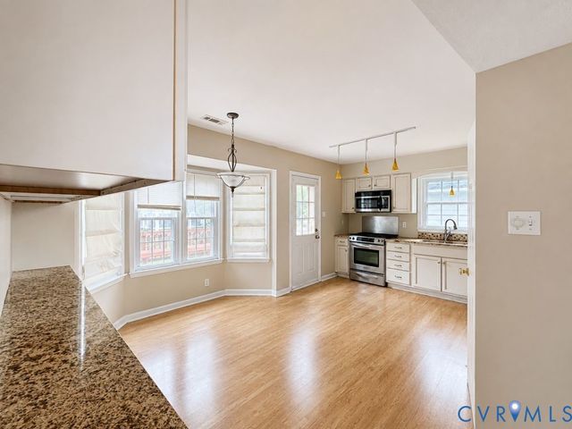 13141 Middle Ridge Way, Richmond, VA 23233