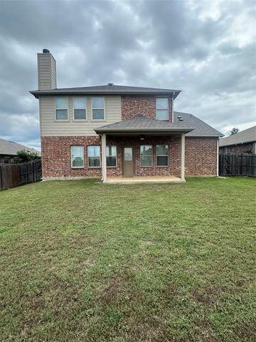 8404 Sioux Trail, Aubrey, TX 76227