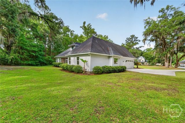4777 Belfast River Road, Richmond Hill, GA 31324